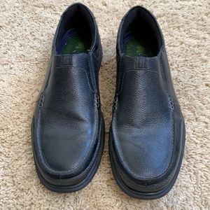 Men’s Black Dress Shoes - size 8